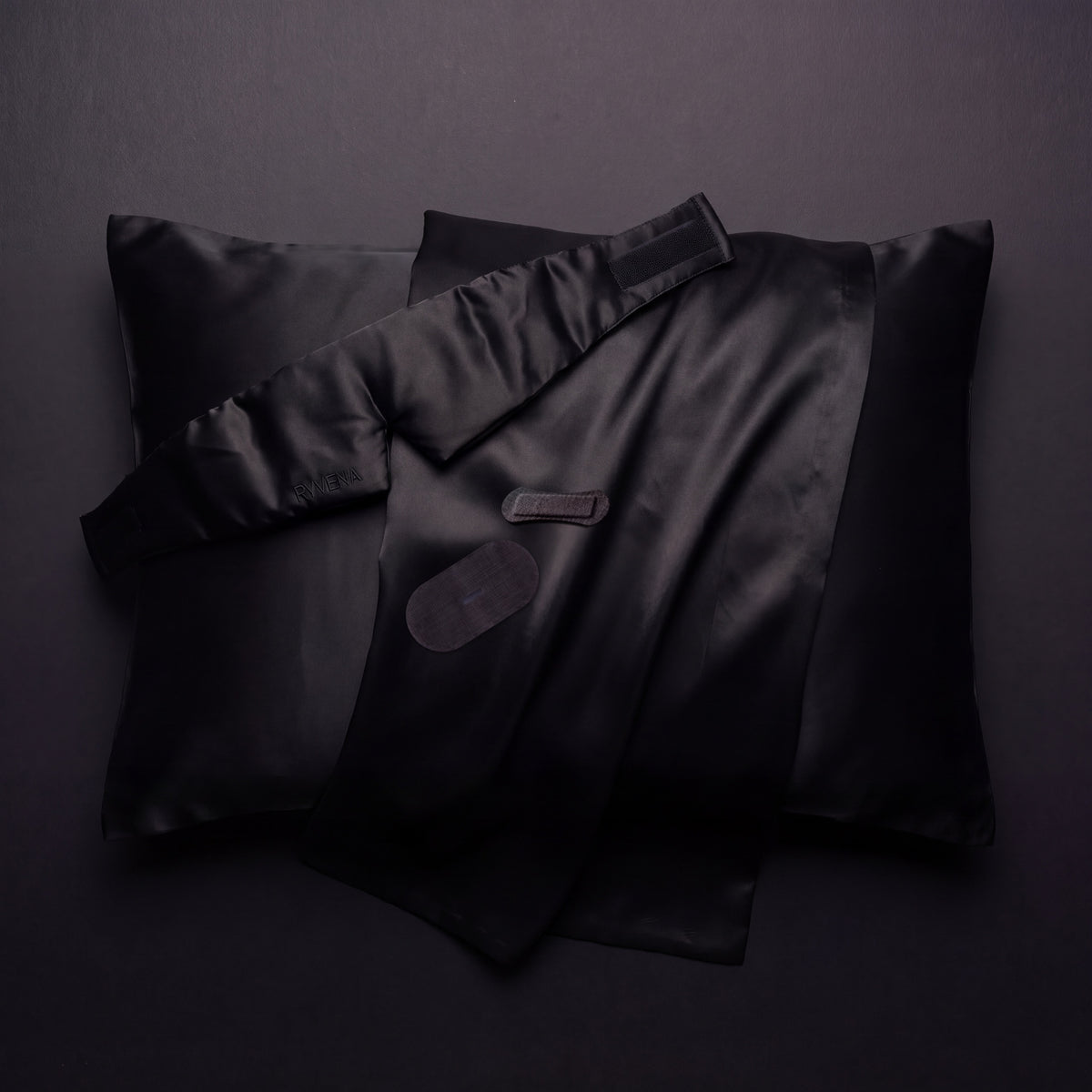 RYVENA sleep set: silk pillowcase with sleep mask, nose strips and mouth tape